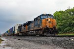 CSX 7204 on I-104